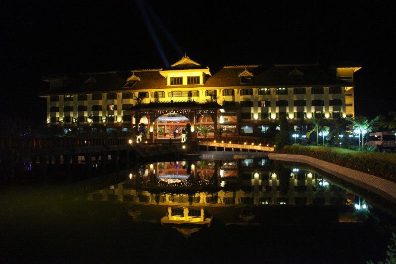 Angkor Era Hotel Siem Reap Exterior photo